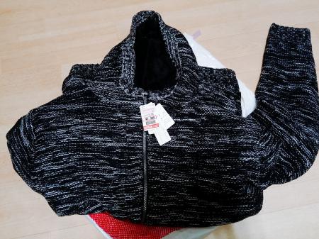 収 パーカー
