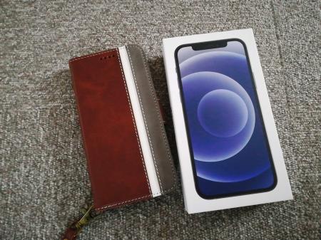 収　iPhone 12